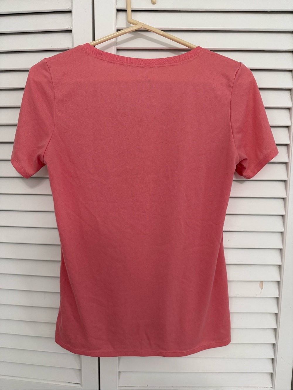 Nike Dri-FIT Scoop Neck Short Sleeve Training Shirt Coral Pink Size S - Picture 4 of 5
